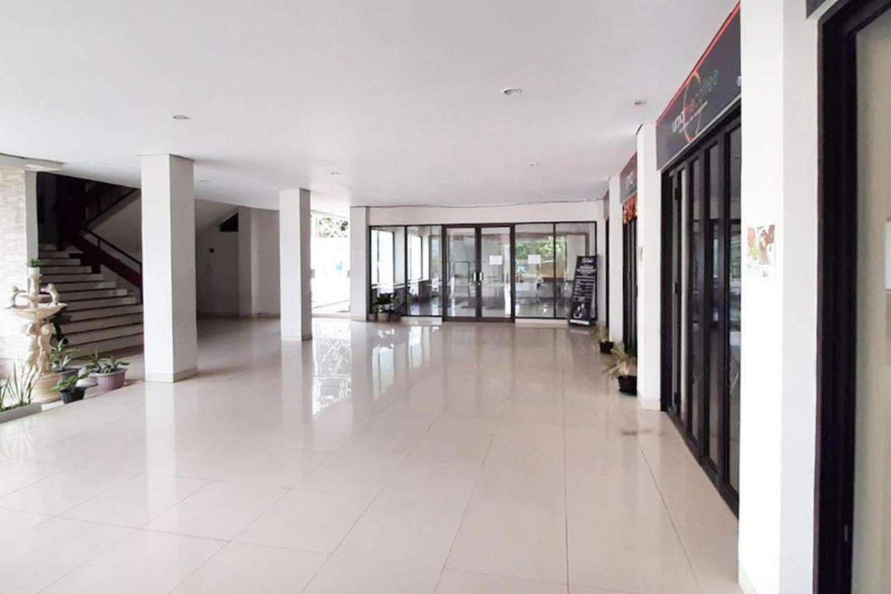 Reddoorz Plus @ Bitung City Center Luaran gambar