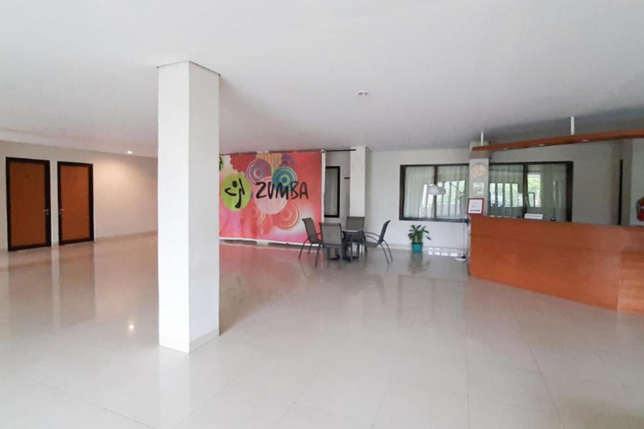 Reddoorz Plus @ Bitung City Center Luaran gambar