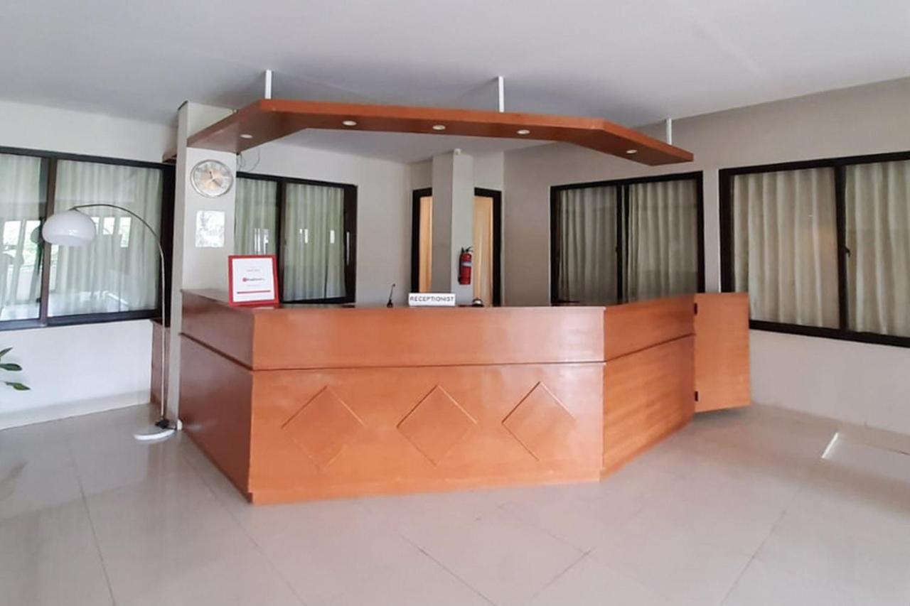 Reddoorz Plus @ Bitung City Center Luaran gambar